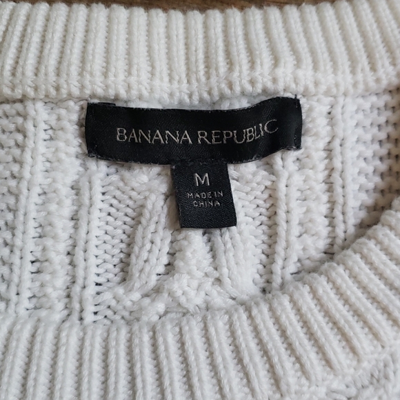 Cable crewneck sweater - Picture 2 of 6